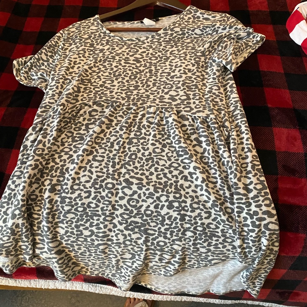 Leopard print long style shirt